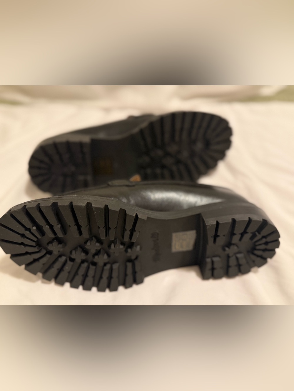 Madewell The Bradley Lugsole Loafer in True Black - Picture 8 of 9
